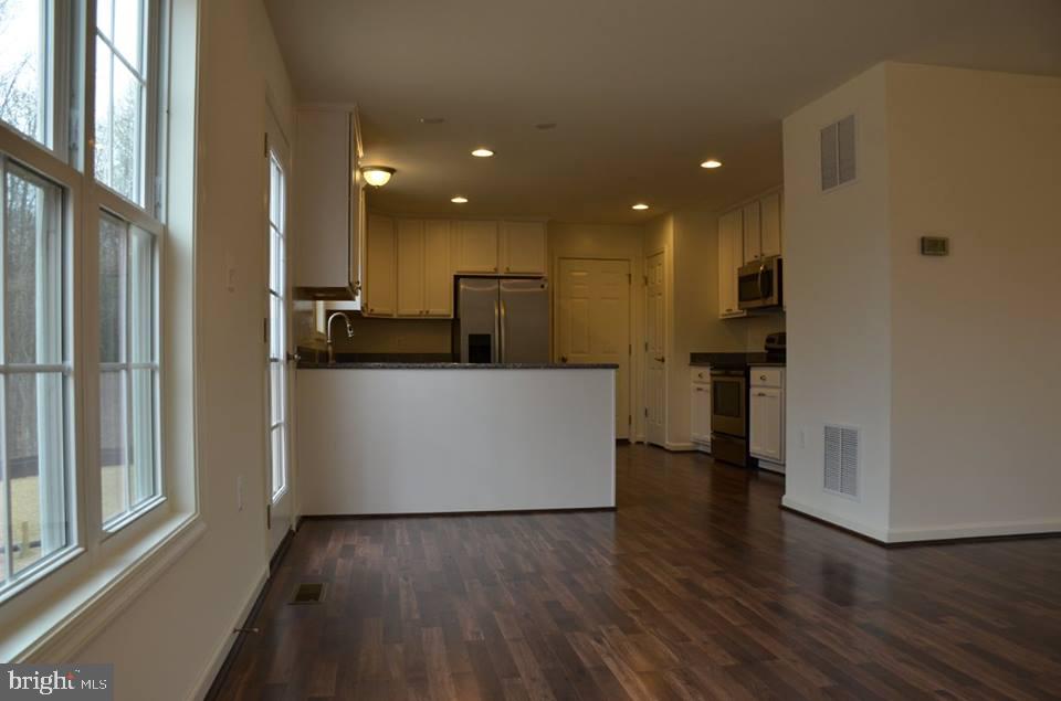 7014 Riley Road Warrenton, VA 20187 - Photo 9 of 14 View of Breakfast Area from Family Room