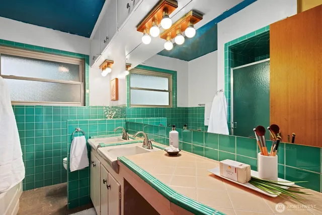 $855,000 | 135 Northeast 135th Street, Seattle, WA 98125