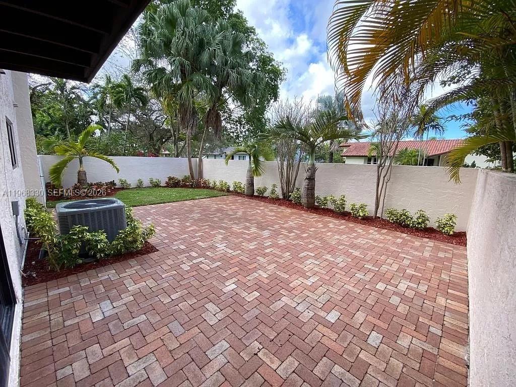 13161 Southwest 95th Avenue, Unit 1 Miami, FL 33176 - Photo 17 of 19