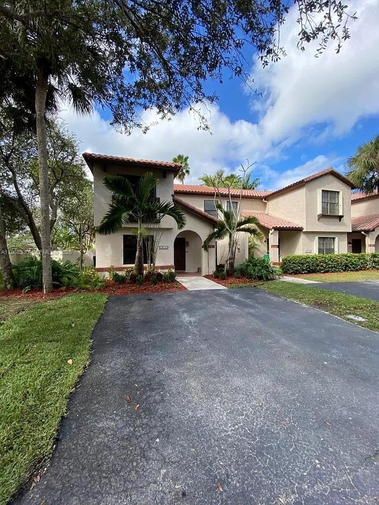 13161 Southwest 95th Avenue, Unit 1 Miami, FL 33176 - Photo 3 of 19