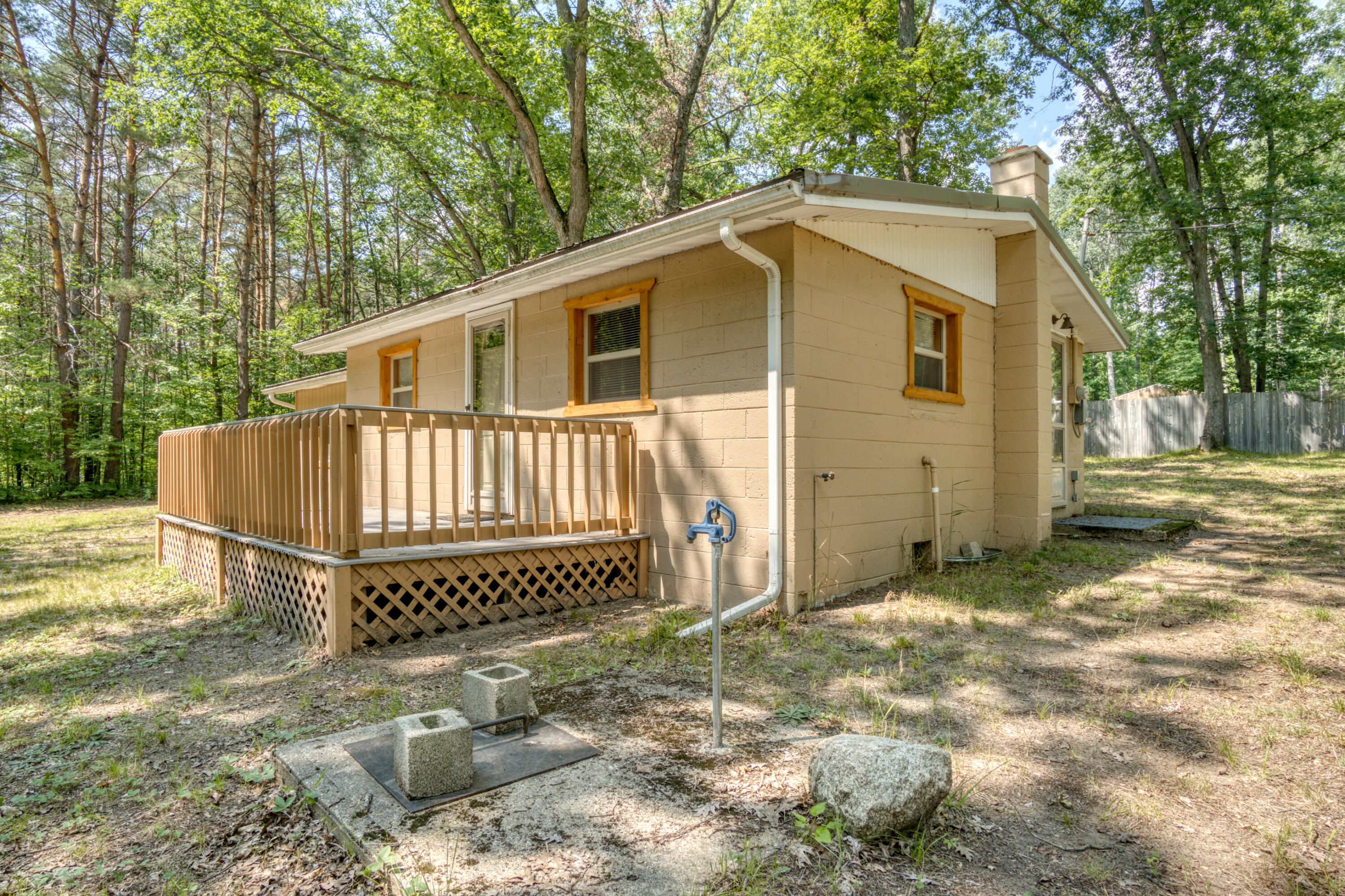 5951 East Haskell Lake Road Harrison, MI 48625 - Photo 7 of 24 DSC00726_49