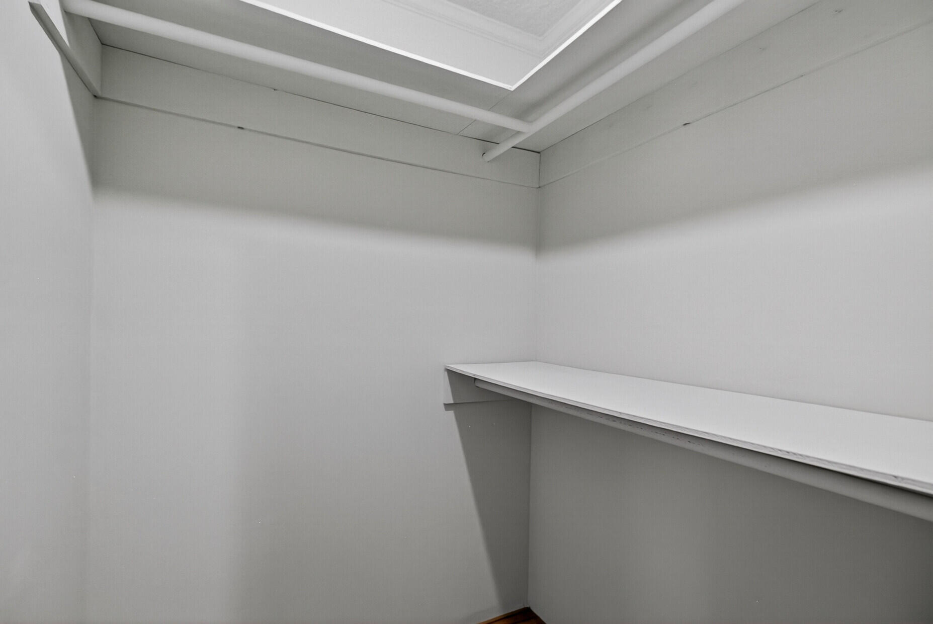 1824 Highway 61 Ridgeville, SC 29472 - Photo 22 of 35 22. Primary walk-in closet