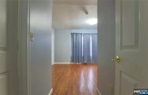 $2,600 | 43 2nd Avenue, Newark, NJ 07104