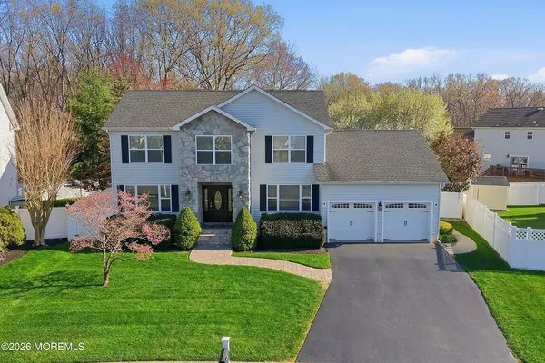 $830,000 | 23 Paulette Lane, Howell, NJ 07731