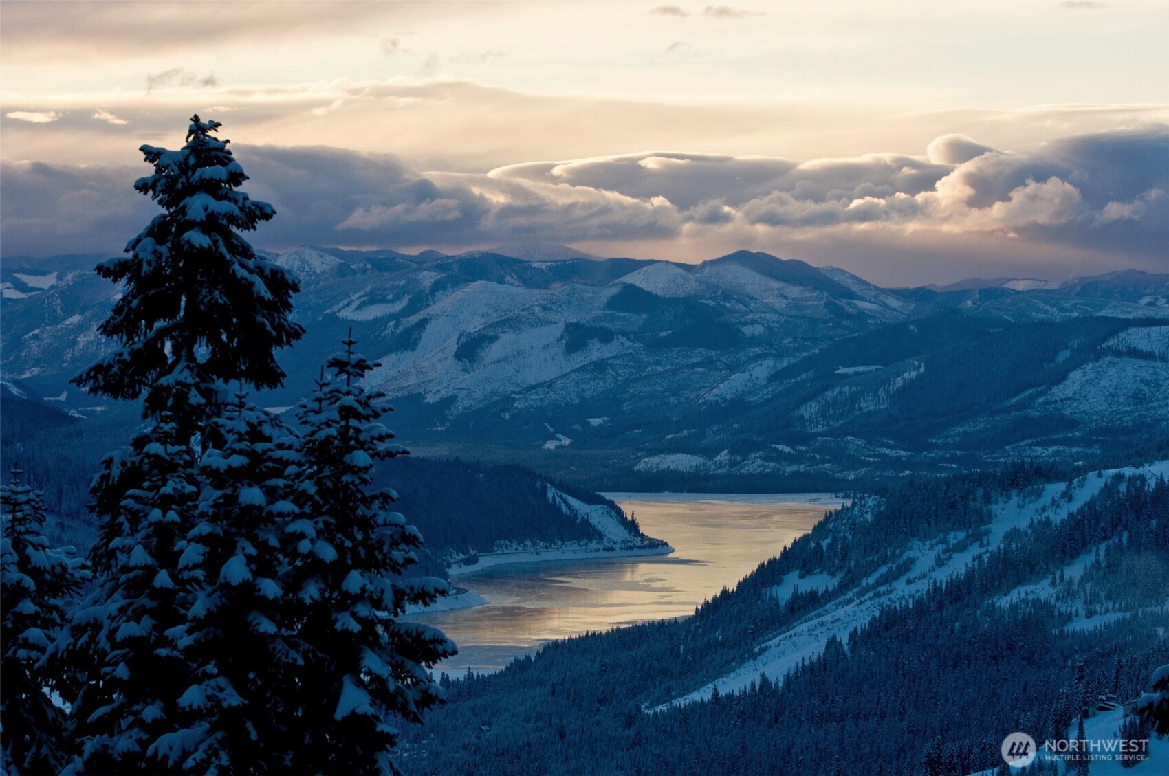 101 Pass Life Way Snoqualmie Pass, WA 98068 - Photo 22 of 24