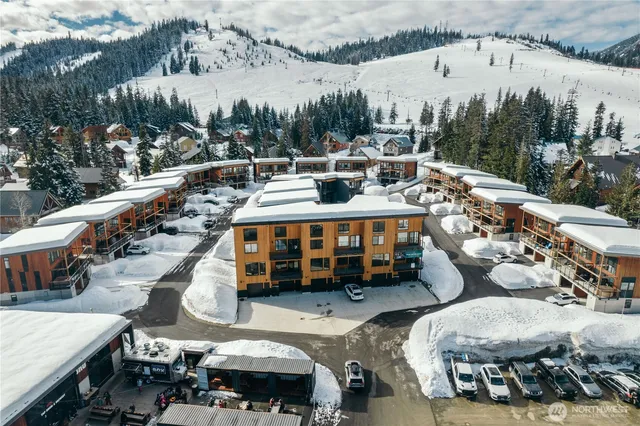 $949,000 | 101 Pass Life Way, Snoqualmie Pass, WA 98068