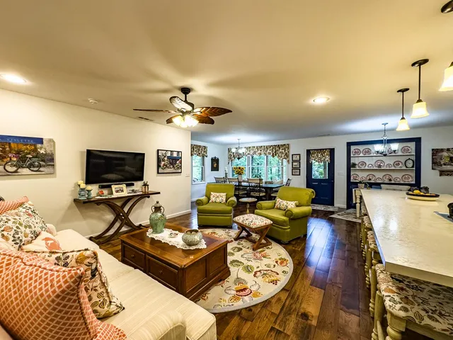 $649,900 | 59 Cabin Run Lane, Murphy, NC 28906