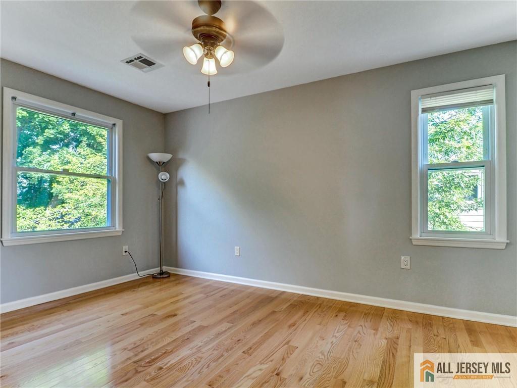 170 Prospect Avenue Edison, NJ 08817 - Photo 30 of 45