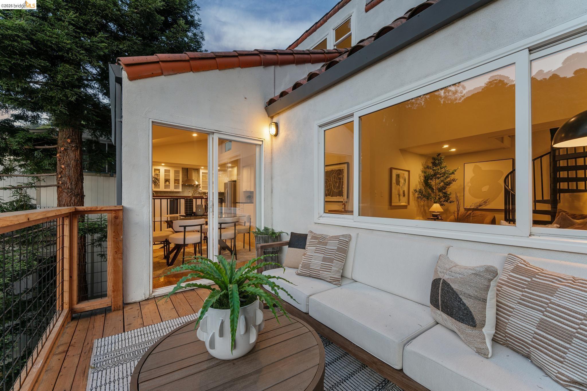 1053 Rispin Drive Berkeley, CA 94705 - Photo 21 of 63
