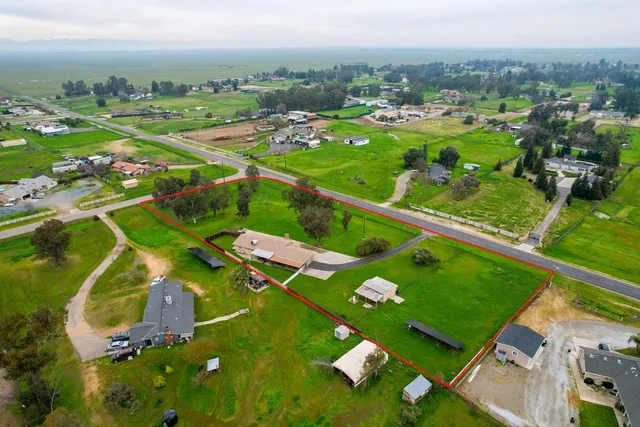 $599,000 | 16026 Karen Road, Madera, CA 93636