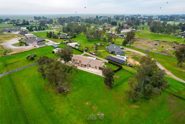 $599,000 | 16026 Karen Road, Madera, CA 93636