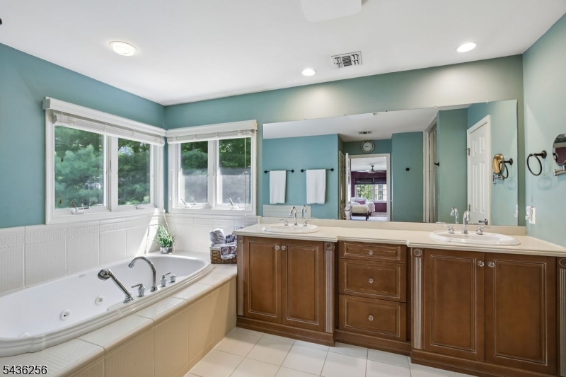 8 Harper Street West Orange, NJ 07052 - Photo 36 of 42
