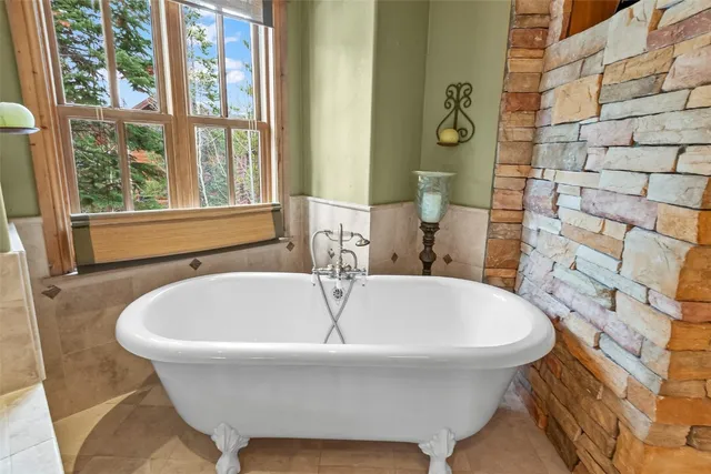 $2,995,000 | 490 Two Cabins Drive, Silverthorne, CO 80498