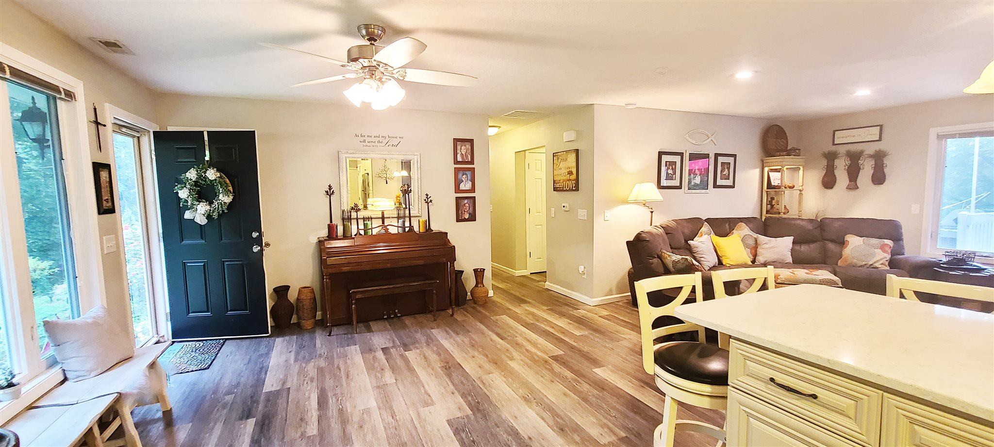 801 West Overlook Road Marion, IN 46952 - Photo 3 of 31 Gallery Image 3