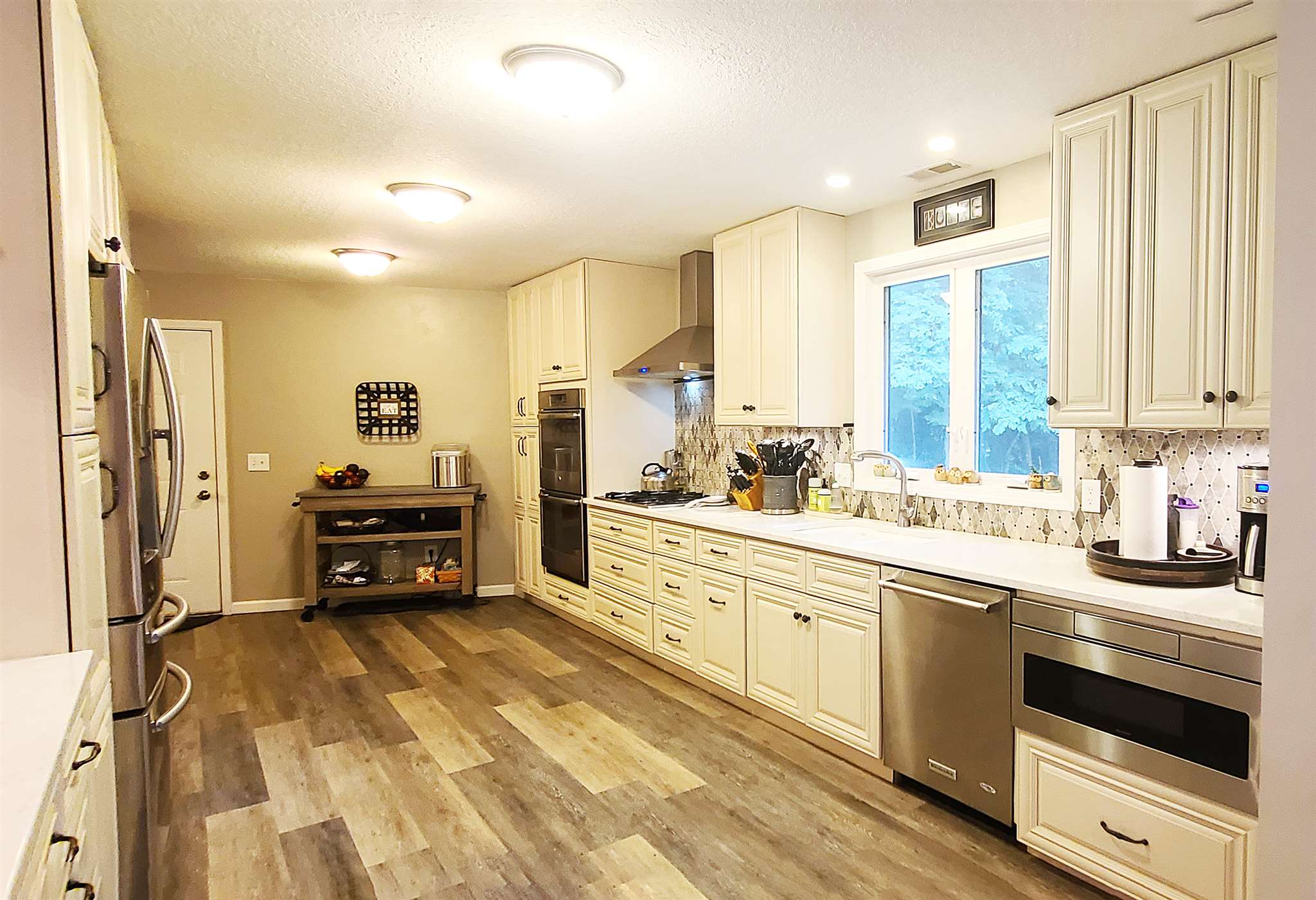 801 West Overlook Road Marion, IN 46952 - Photo 4 of 31 Gallery Image 4