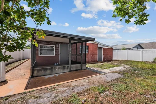 $2,400 | 2709 West Abdella Street, Tampa, FL 33607