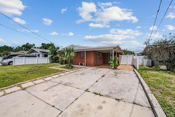 $2,400 | 2709 West Abdella Street, Tampa, FL 33607