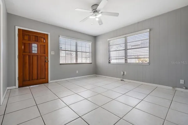 $2,400 | 2709 West Abdella Street, Tampa, FL 33607