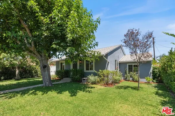 $1,198,000 | 17453 Burbank Boulevard, Encino, CA 91316