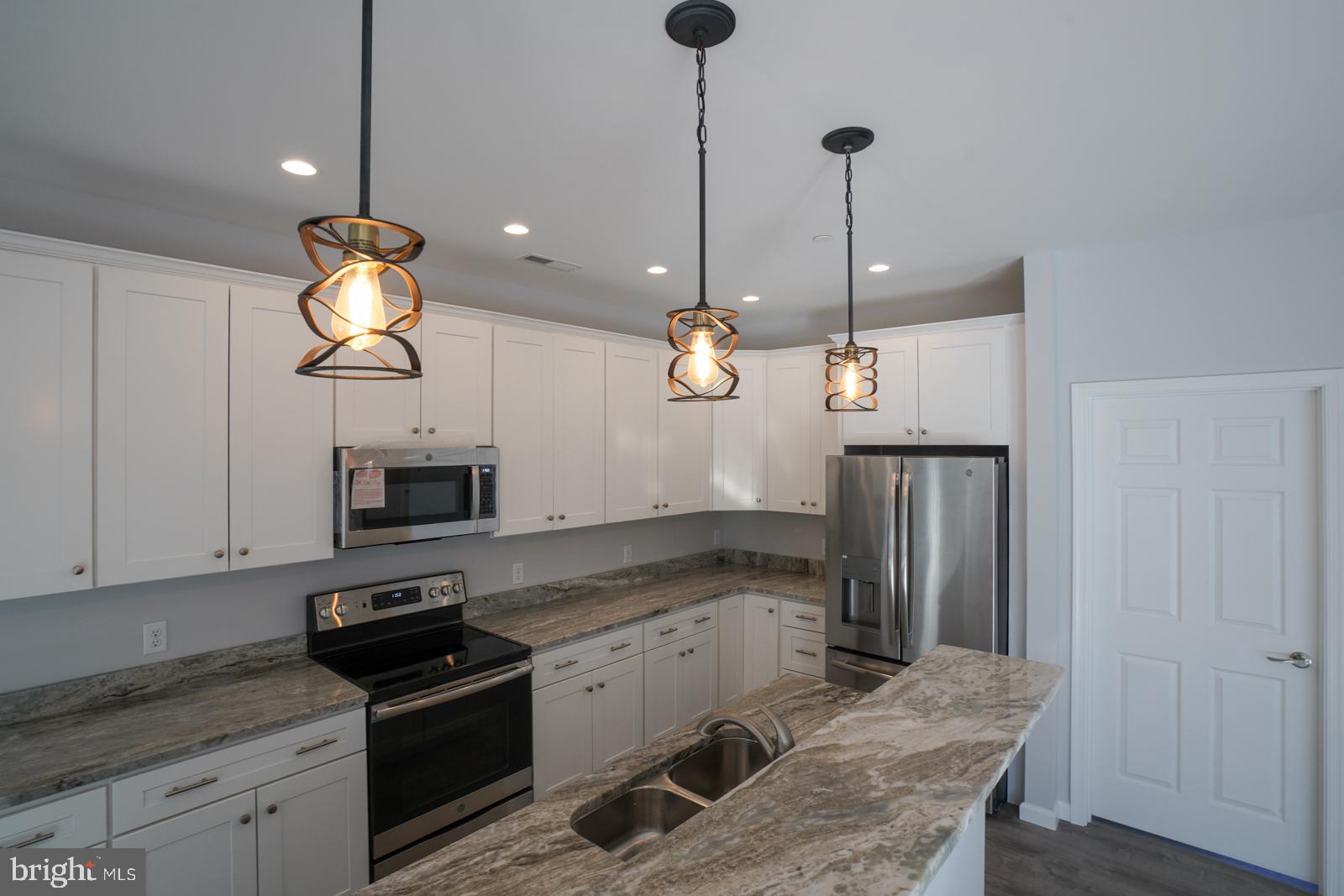 32 Decatur Street Berlin, MD 21811 - Photo 15 of 44 Quality fixtures