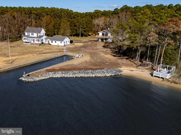 a view of a water fountain and a mountain view