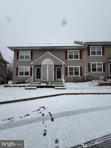 $2,550 | 926 Woodlawn Avenue, Phoenixville, PA 19460