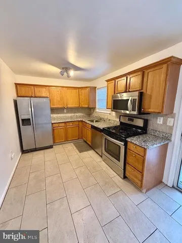 $2,550 | 926 Woodlawn Avenue, Phoenixville, PA 19460