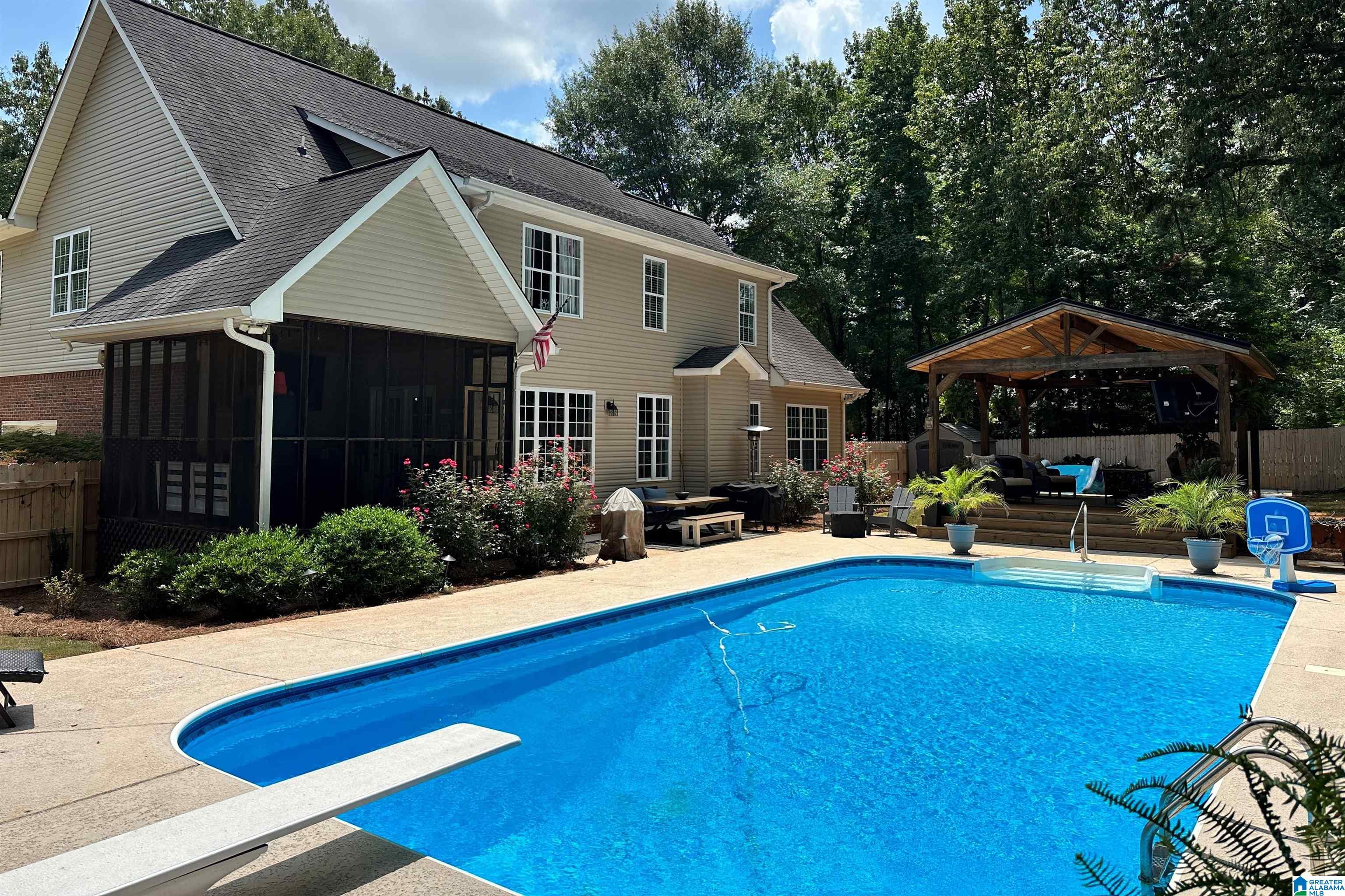 517 Wood Rdg Trail Oxford, AL 36203 - Photo 1 of 100