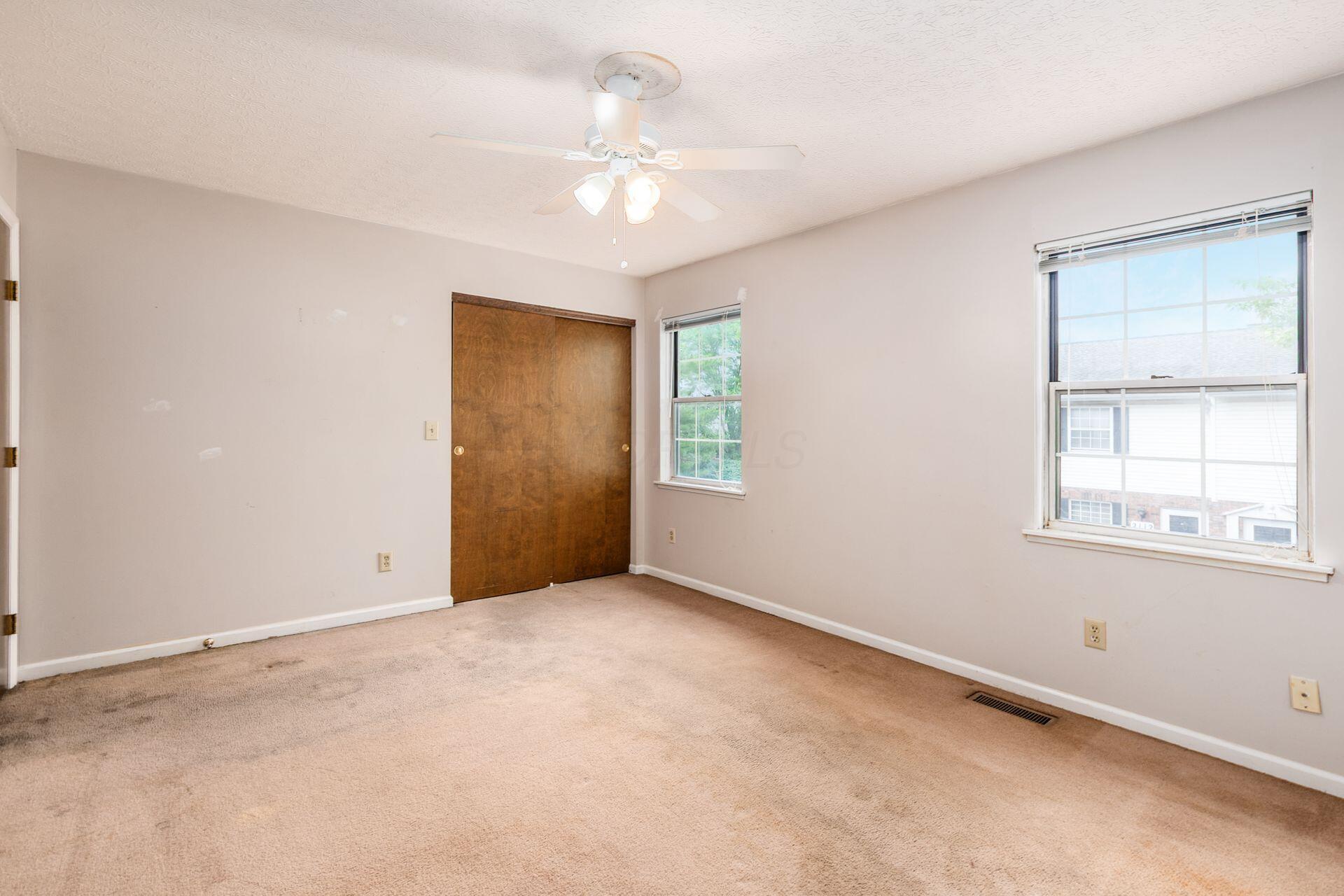 2120 Sprucefield Road Columbus, OH 43229 - Photo 16 of 27 017_ 2120 Sprucefield Rd-1036