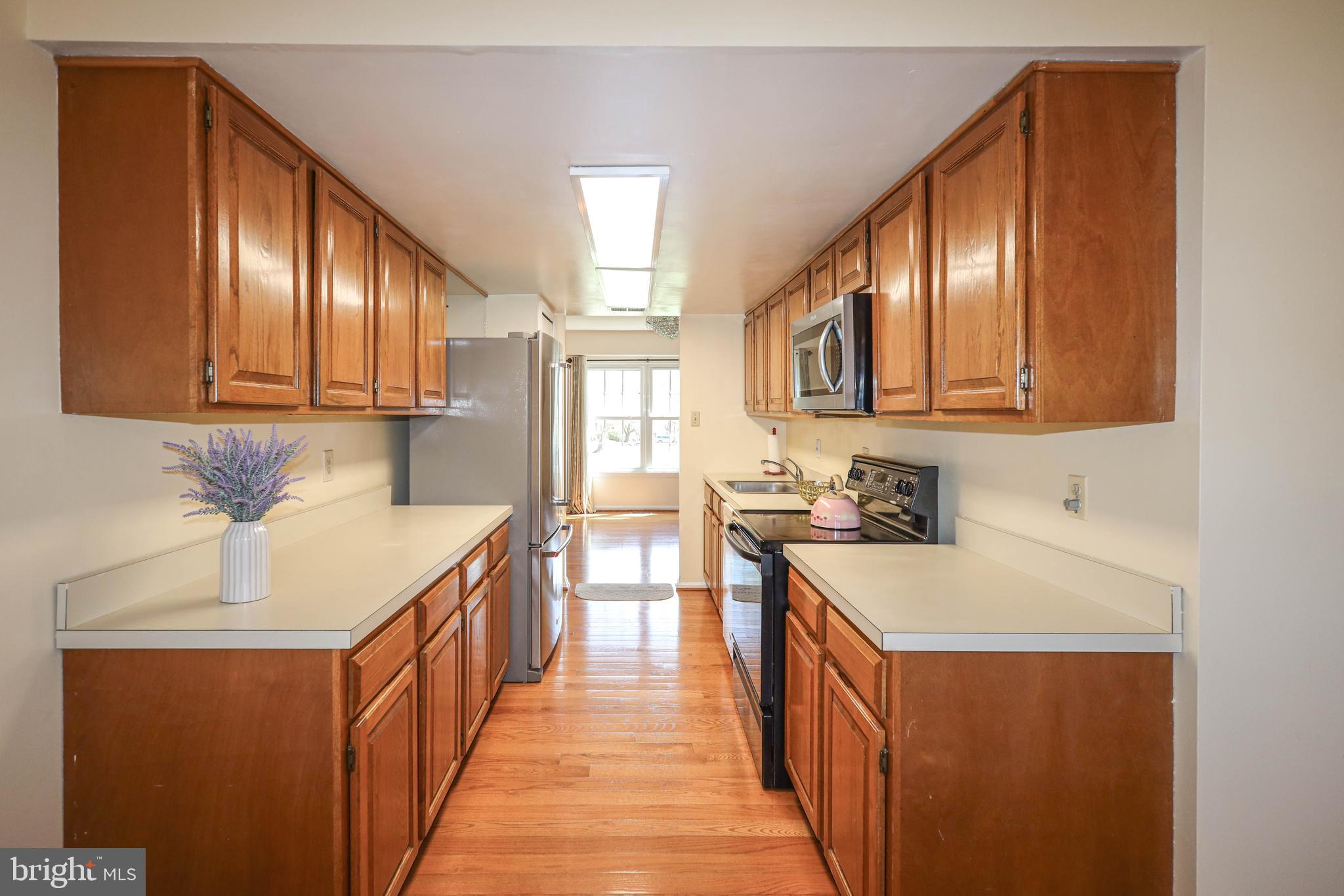 3737 Capulet Terrace, Unit 3737 Silver Spring, MD 20906 - Photo 6 of 30