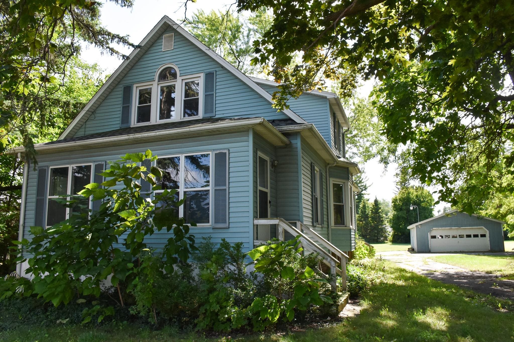 2085 Shattuck Road Saginaw, MI 48603 - Photo 1 of 20 Gallery Image 1