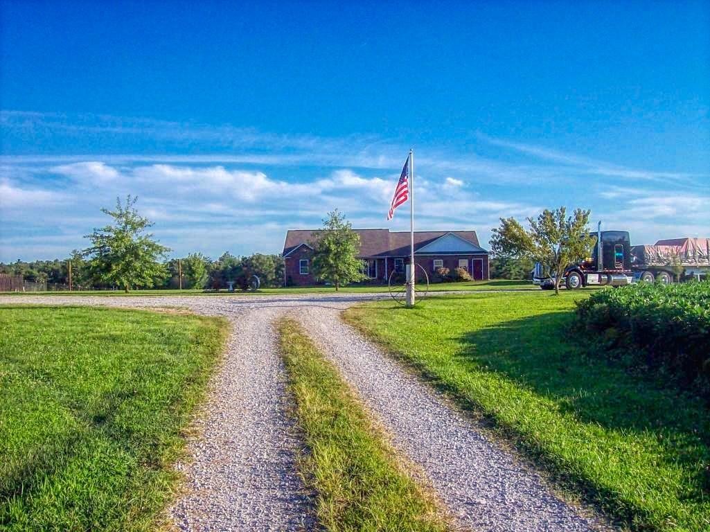 3848 Rugby Pike Allardt, TN 38504 - Photo 2 of 37 Gallery Image 2