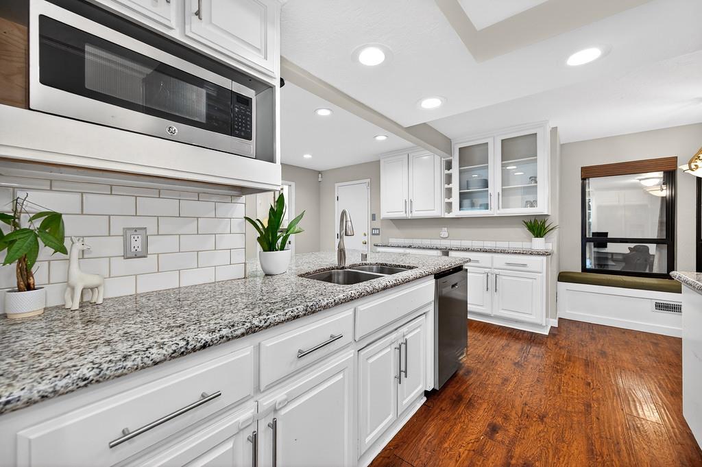 4337 Bannister Road Fair Oaks, CA 95628 - Photo 8 of 35 a kitchen with sink and stove