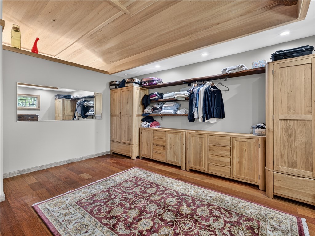 325 Post Road Westerly, RI 02891 - Photo 37 of 49