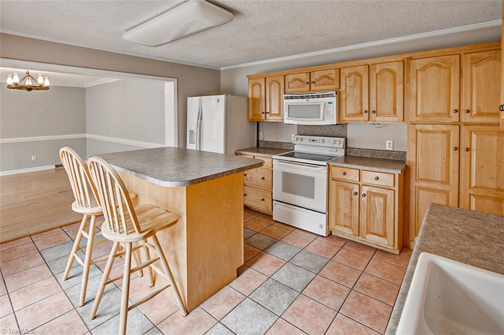 1914 Spero Road Asheboro, NC 27205 - Photo 8 of 26 Gallery Image 8