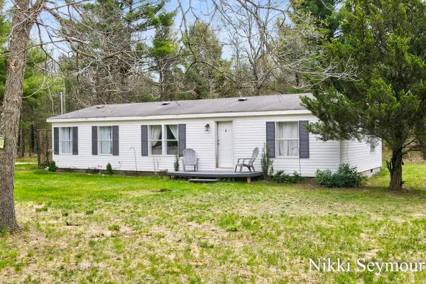 $195,000 | 429 East Church Road, Twin Lake, MI 49457