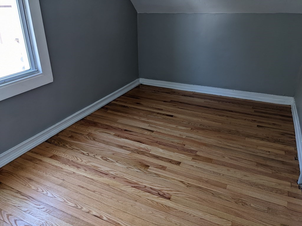 172 Cambridge Street Fall River, MA 02721 - Photo 8 of 21