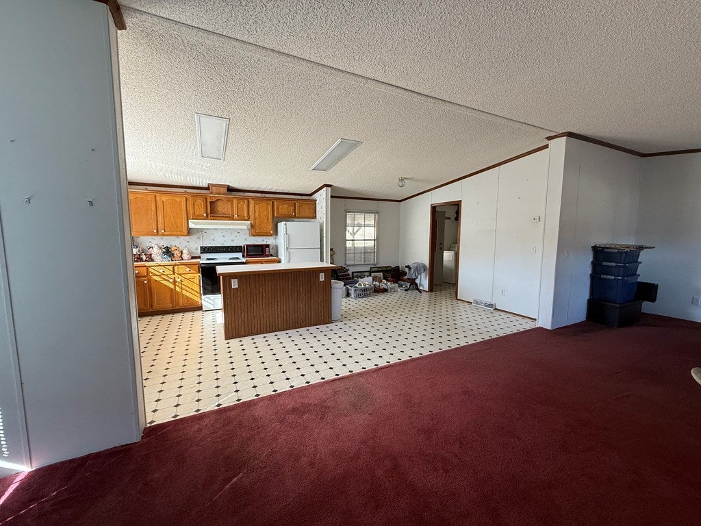 5163 Kents Ridge Road Cedar Bluff, VA 24609 - Photo 7 of 37 Gallery Image 7