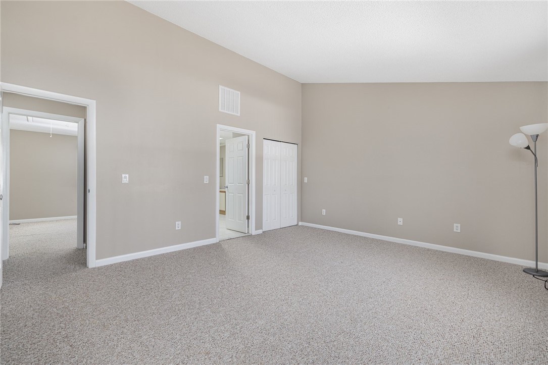 844 Williamsburg Circle, Unit 844 Warwick, RI 02886 - Photo 21 of 43 BEDROOM