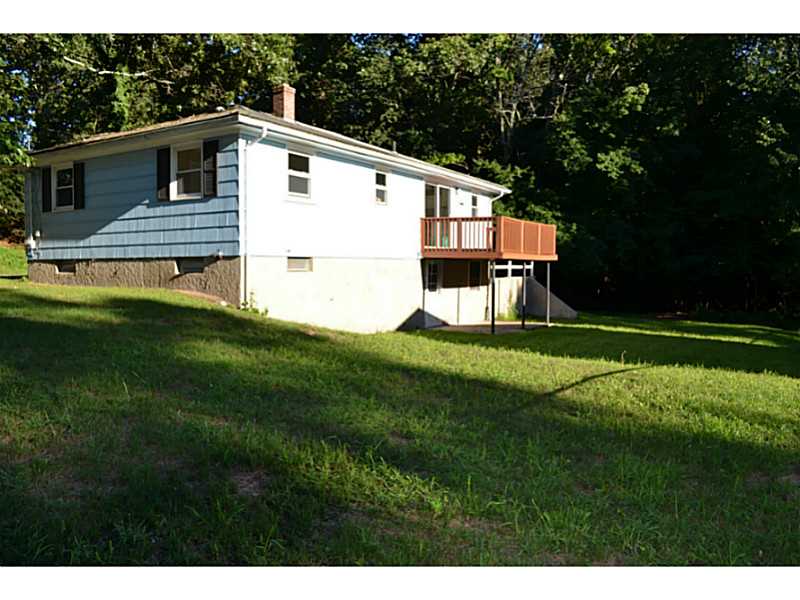 40 Iroquois Road Cumberland, RI 02864 - Photo 2 of 11 Exterior Back.