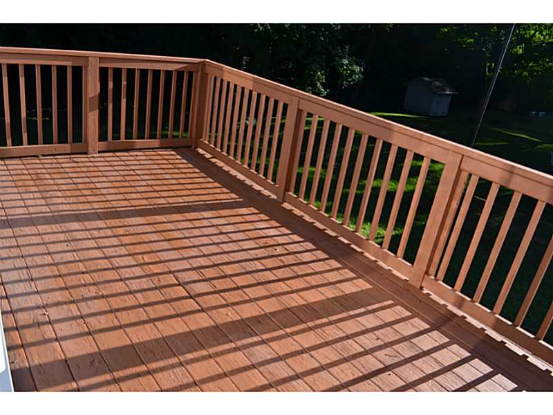 40 Iroquois Road Cumberland, RI 02864 - Photo 10 of 11 Patio/Deck.
