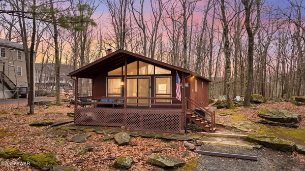 $239,000 | 135 Candlewick Way, Lackawaxen, PA 18435