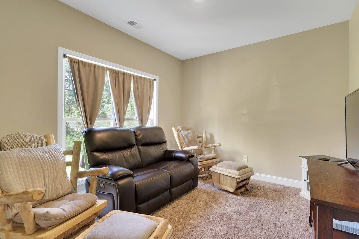 180 Stevens Road Spartanburg, SC 29302 - Photo 4 of 32 Gallery Image 4