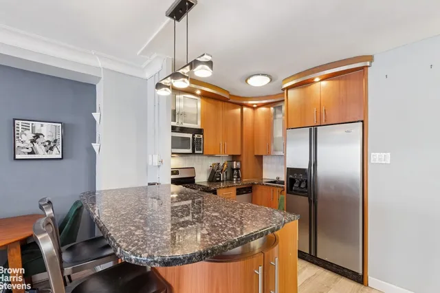 $655,000 | 330 3rd Avenue, Unit 15H | Kips Bay