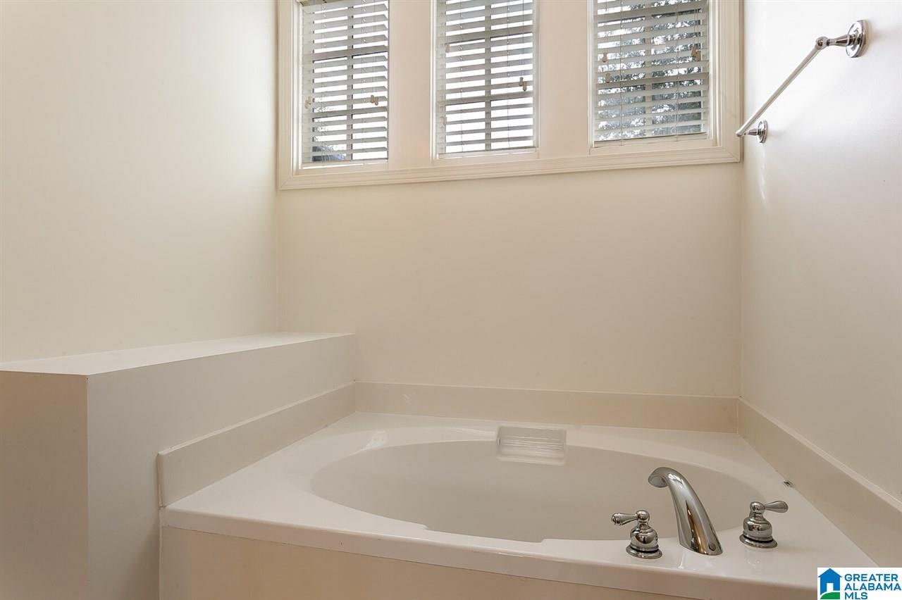 1060 Inverness Cove Way Birmingham, AL 35242 - Photo 22 of 42
