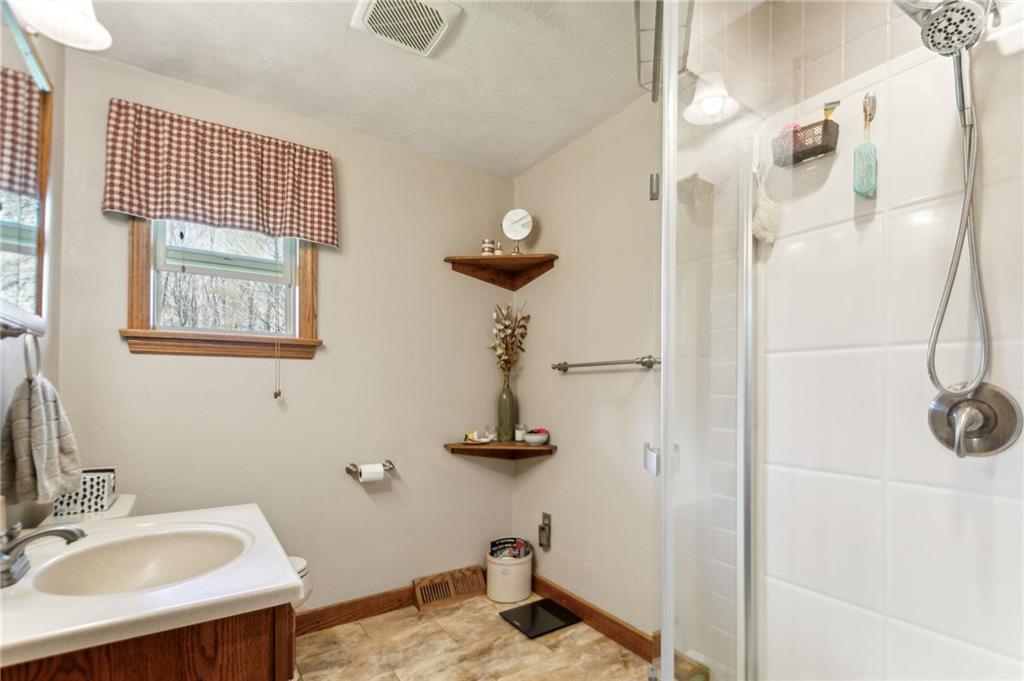 3206 Ridge Road Stoystown, PA 15563 - Photo 21 of 45 Gallery Image 21