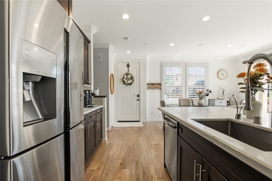 47 Finch Lake Forest, CA 92630 - Photo 12 of 55