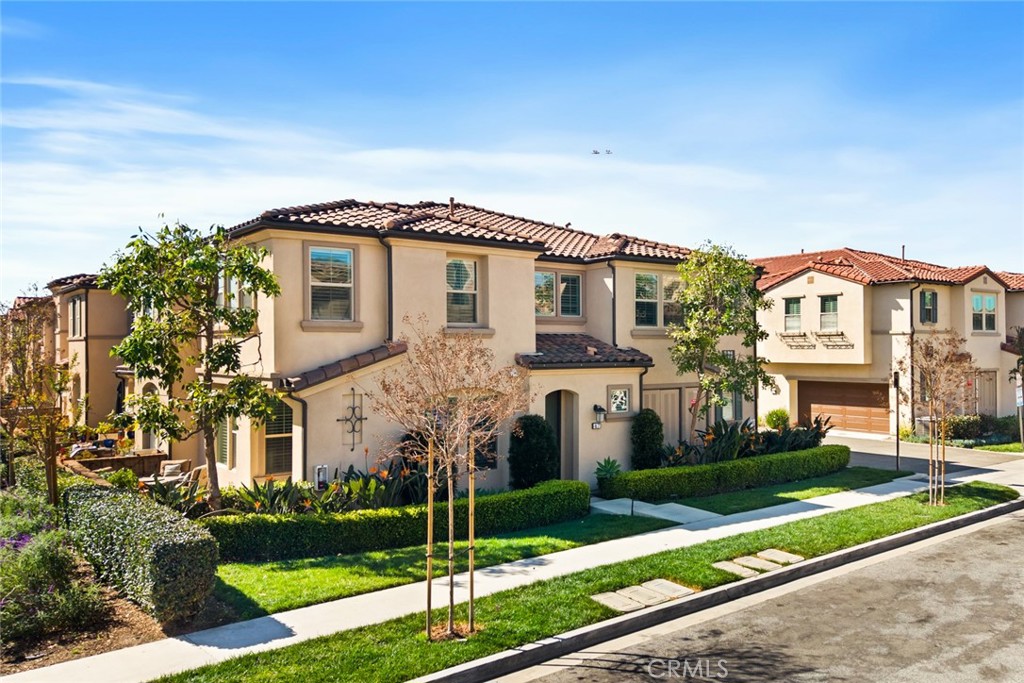 47 Finch Lake Forest, CA 92630 - Photo 2 of 55