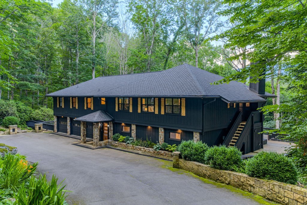 102 Ridge Drive Linville, NC 28646 - Photo 5 of 48 an aerial view of a house