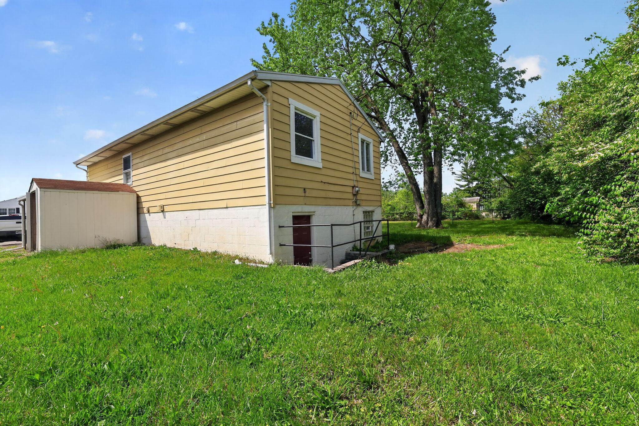 2672 Arcola Road Columbus, OH 43207 - Photo 10 of 45